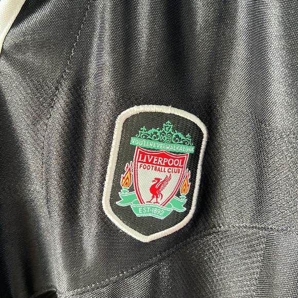 Ladies Liverpool Football Club jersey made by Reebok size Medium. - Picture 2 of 4